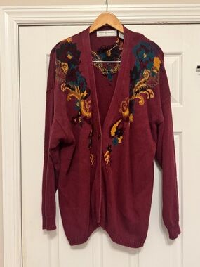 Maggie Lawrence Vintage Sz 26/28 Burgundy Fleur De Lis Embroidered Cardigan